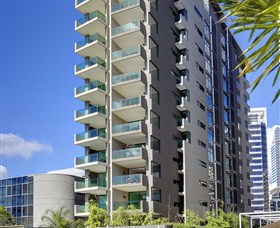 Quattro on Astor Apartments - Tourism Gold Coast