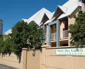 Spring Hill Gardens Apartments - Hotel Accommodation