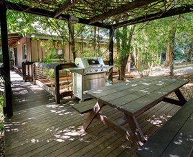 Mt Glorious Getaway Cottages And Conference Centre - thumb 2