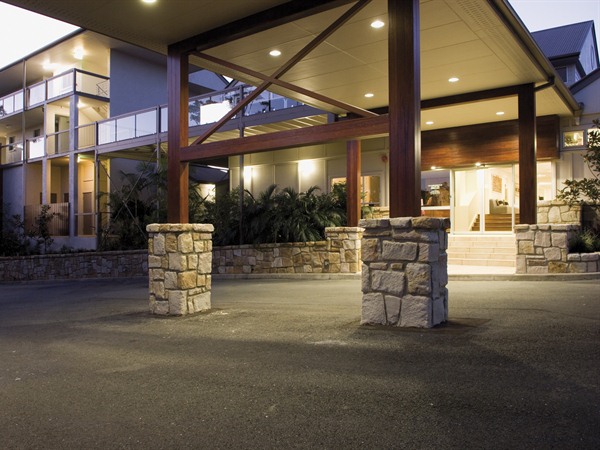 Mercure Clear Mountain Lodge Spa and Vineyard - Accommodation NSW