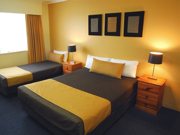 Mt Ommaney Hotel Apartments - Australia Accommodation