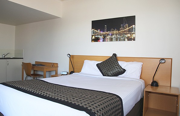 Central Brunswick Apartment Hotel - Australia Accommodation 5