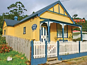 Comstock Cottage - Stayed