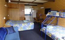 Golfers Retreat Motel - Corowa - Accommodation Newcastle 0