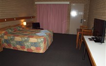 Holbrook Town Centre Motor Inn - Holbrook - Accommodation ACT 0