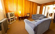 Snowy Mountains Motel - Adaminaby - New South Wales Tourism 