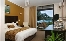 Whale Motor Inn and Restaurant - Hotel Accommodation