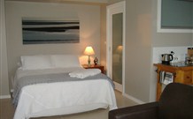 Shutters by the Sea - Accommodation Newcastle