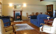 Wombatalla Guesthouse - - Accommodation NSW