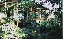 Eco Huts - Jervis Bay Getaways - Hotel Accommodation