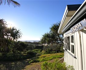 Fraser Island Holiday Lodges - VIC Tourism