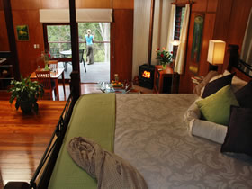 Whispering Valley Cottage Retreat - Accommodation NSW