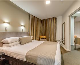 Mantra Collins Hotel - Accommodation Newcastle 4