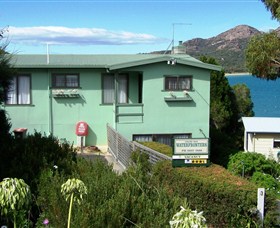 Coles Bay Waterfronters - Hotel Accommodation