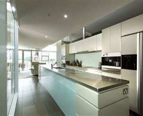 Sullivans Cove Apartments - IXL Apartments - Australia Accommodation 1