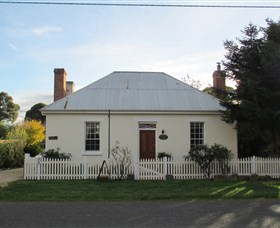 Cottage On Gunning - Australia Accommodation