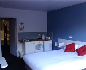 Waterfront Lodge Motel - Accommodation NSW 2