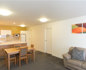 Old Woolstore Apartment Hotel - The - Accommodation ACT 3
