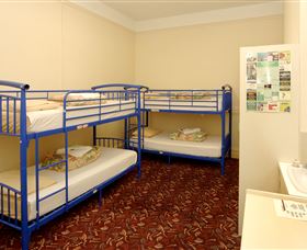 Alexander Hotel - Accommodation NSW