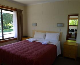 Willaway Motel Apartments - New South Wales Tourism 