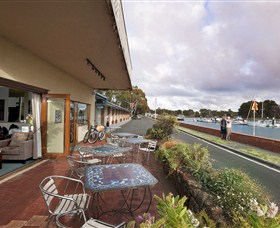 Waterfront Wynyard - The - Accommodation NSW 4