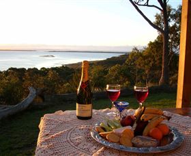 Island View Spa Cottage - New South Wales Tourism 