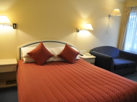 Sunrise Motor Inn - Hotel Accommodation
