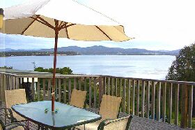 Waterfront on Georges Bay - Australia Accommodation
