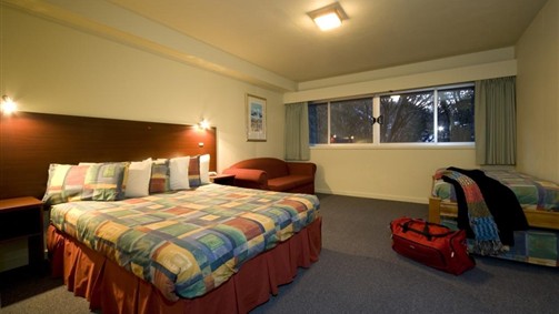Diana Alpine Lodge - Hotel Accommodation
