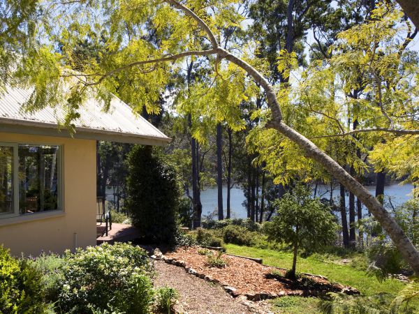 Hobbs Point Cottage - Accommodation NSW