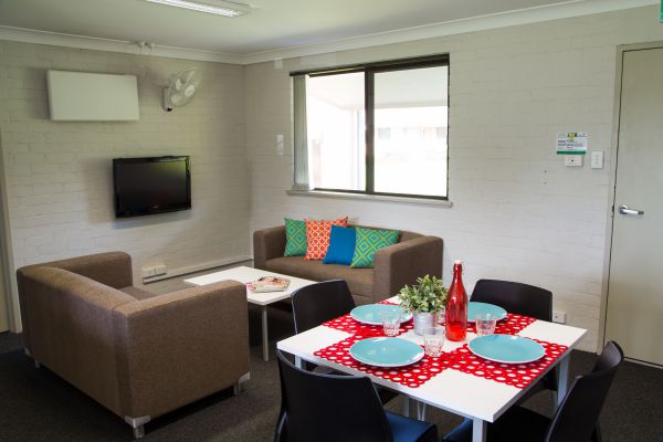 Western Sydney University Village Hawkesbury - Hotel Accommodation