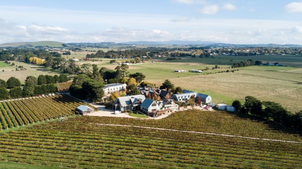 Grange Cleveland Winery Retreat - Stayed