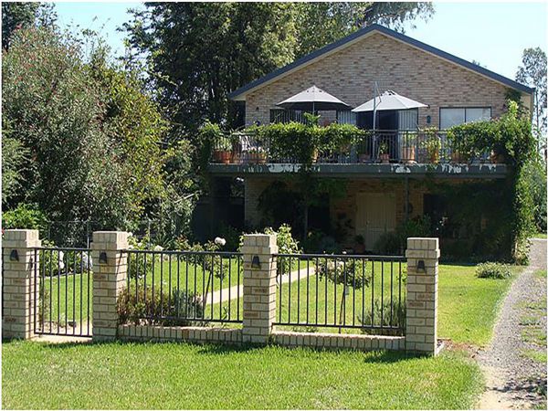 Selina Street Bed and Breakfast - Accommodation NSW