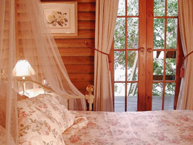 Aldgate Lodge Bed  Breakfast - VIC Tourism