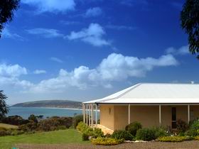 Seascape Lodge on Emu Bay - Melbourne Tourism