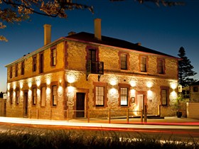 The Australasian Circa 1858 - Hotel Accommodation