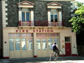The Fire Station Inn - Fire Engine Suite - New South Wales Tourism 