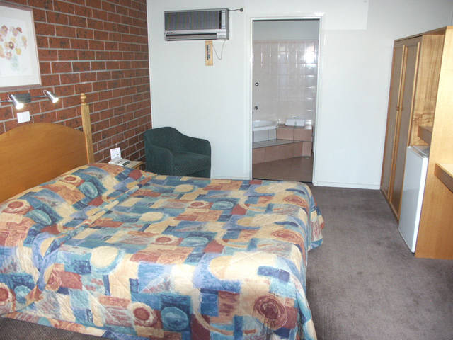 Abbotswood Motor Inn - Accommodation NSW