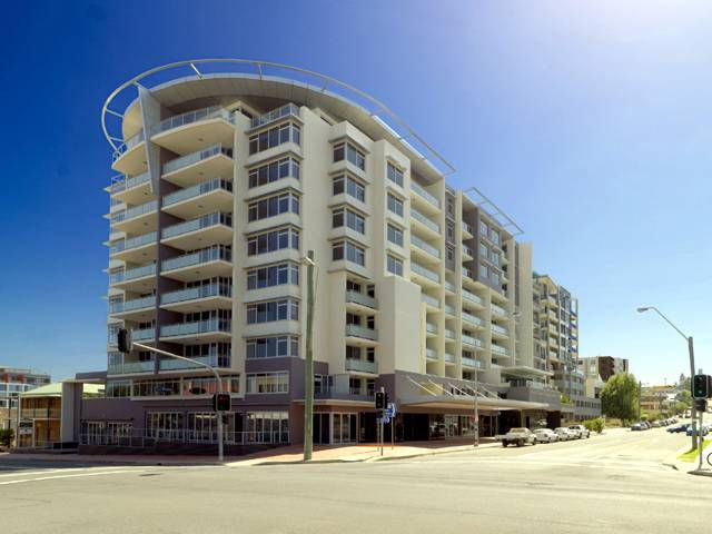 Adina Apartment Hotel Wollongong - New South Wales Tourism 