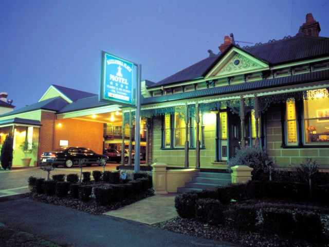 Alexandra Place - New South Wales Tourism 