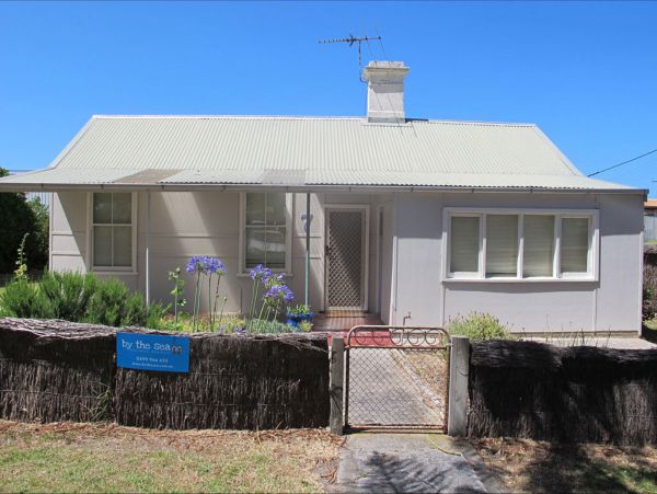 Holly's Holiday Home - Accommodation NSW