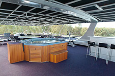 Whitewater Houseboat - QLD Tourism 3