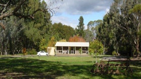 Camawald Coonawarra Cottage BB - Australia Accommodation