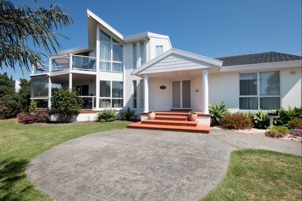 Ocean Manor Bed and Breakfast - Accommodation Newcastle