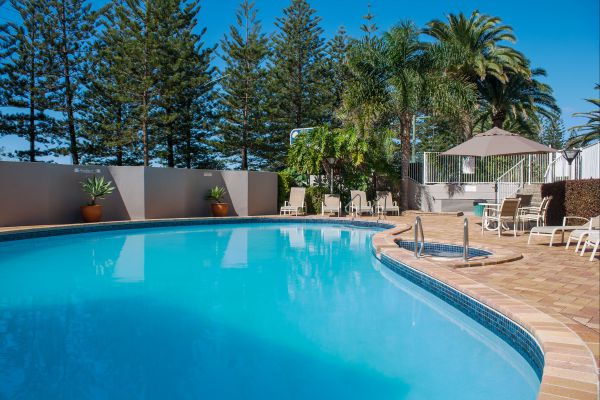 Cashelmara Burleigh Beachfront Apartments - Accommodation NSW