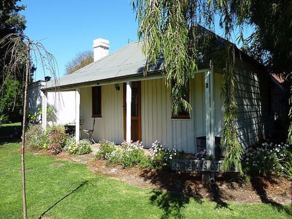 Cameron's Cottage - Australia Accommodation