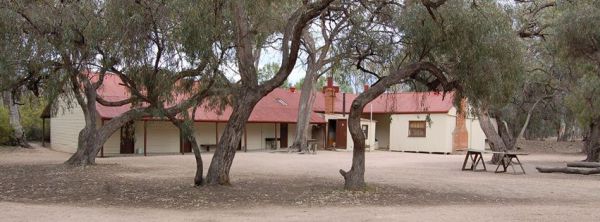 Chowilla Station Shearer's Quarters Accommodation - Accommodation NSW