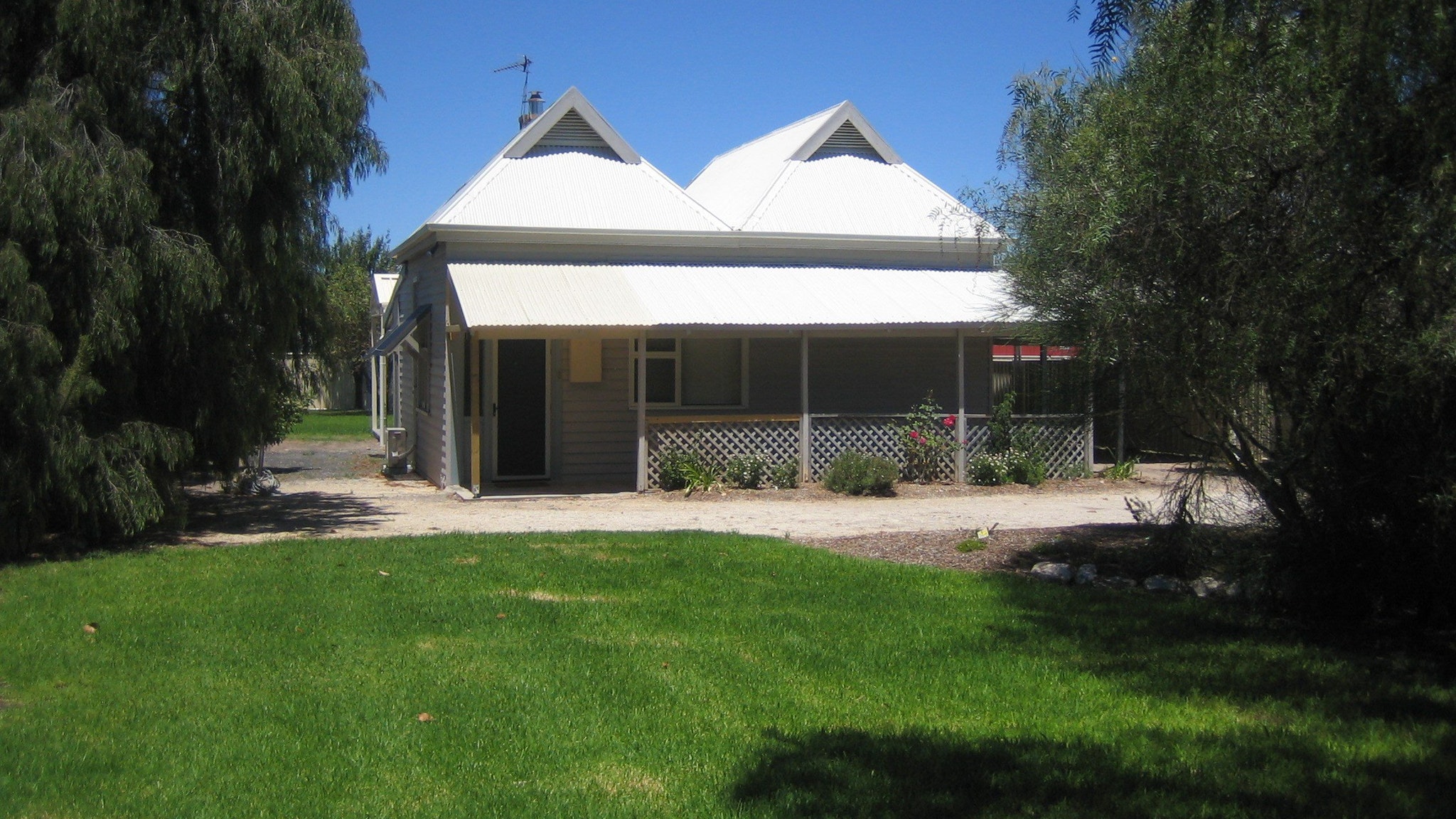 Naracoorte  Showgrounds Cottage - New South Wales Tourism 