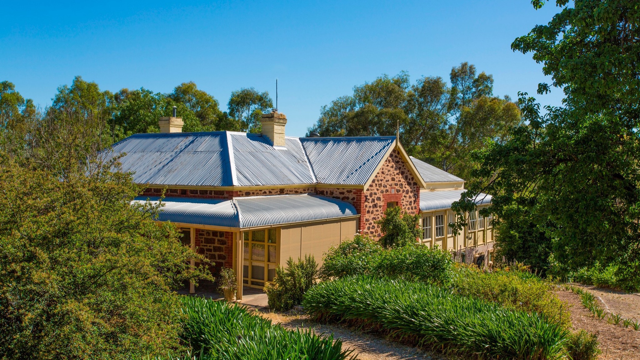 Red Gum Retreat - New South Wales Tourism 