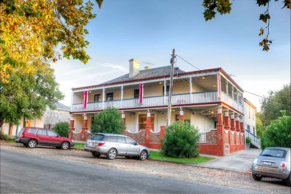 Athelstane House - Accommodation NSW